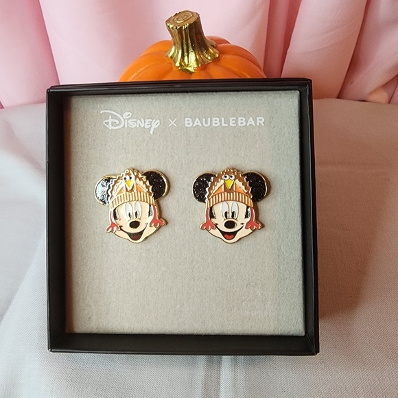 🏷 CLEARANCE! Disney Baublebar Mickey Mouse Turkey Earrings. - Picture 1 of 6
